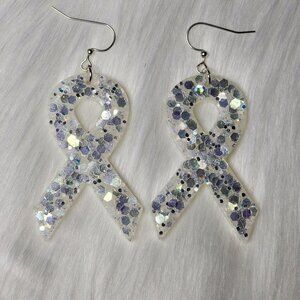 2" Resin Earring with white and silver glitter